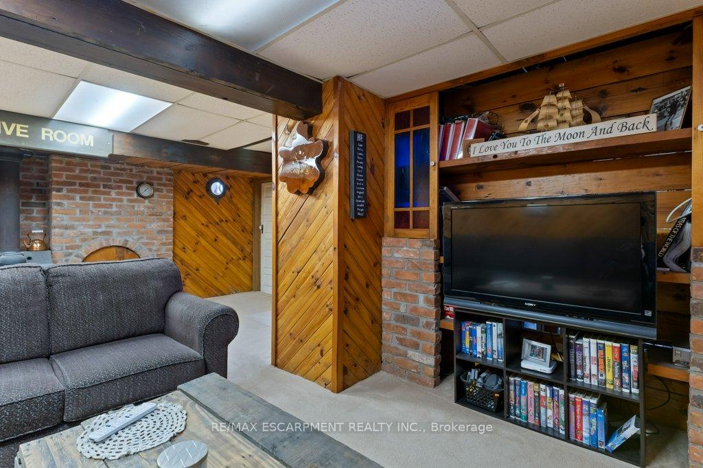 Photo 33 of 1 Tupper Boulevard, Grimsby, Grimsby Beach — HOMEH