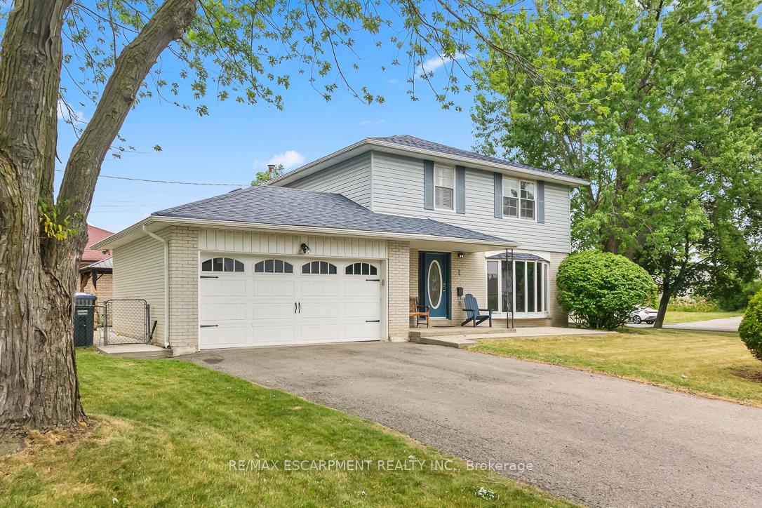 Photo 16 of 1 Dunbarton Crescent, Brampton, Southgate — HOMEH