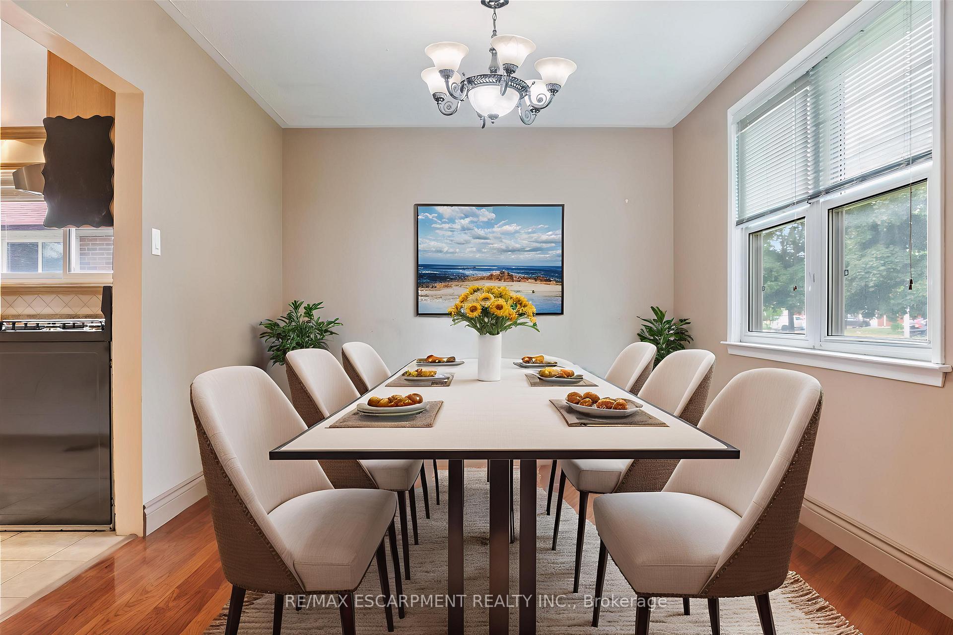 Photo 34 of 1 Dunbarton Crescent, Brampton, Southgate — HOMEH