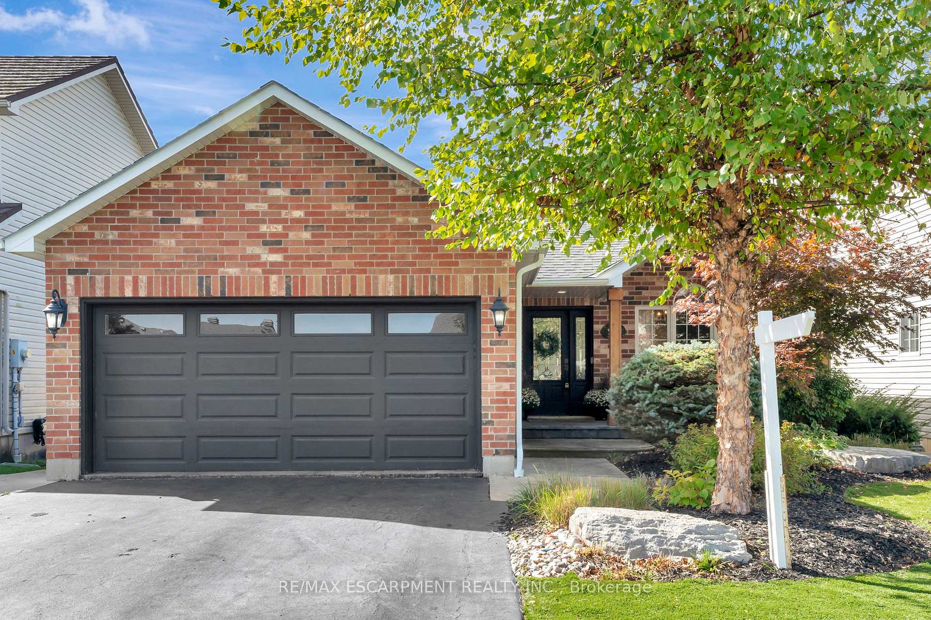 Photo 1 of 54 David Street, Haldimand — HOMEH