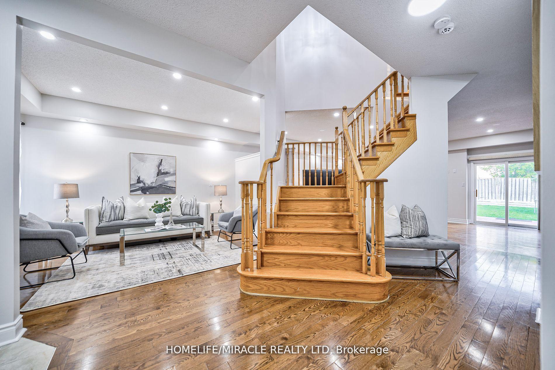 Photo 9 of 679 Ormond Drive, Oshawa, Samac — HOMEH