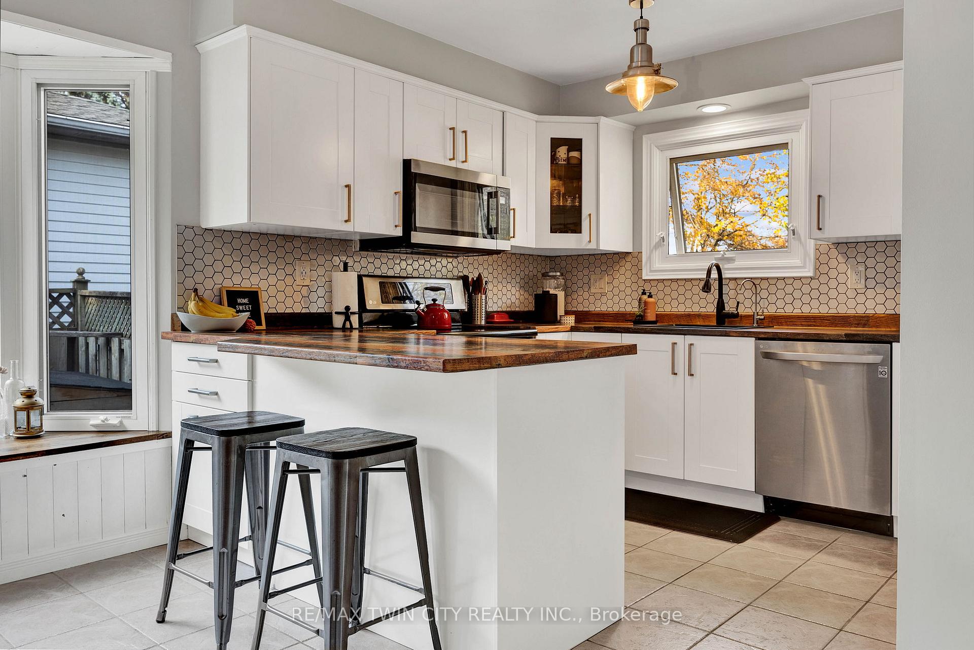Photo 4 of 79 Keewatin Avenue, Kitchener — HOMEH