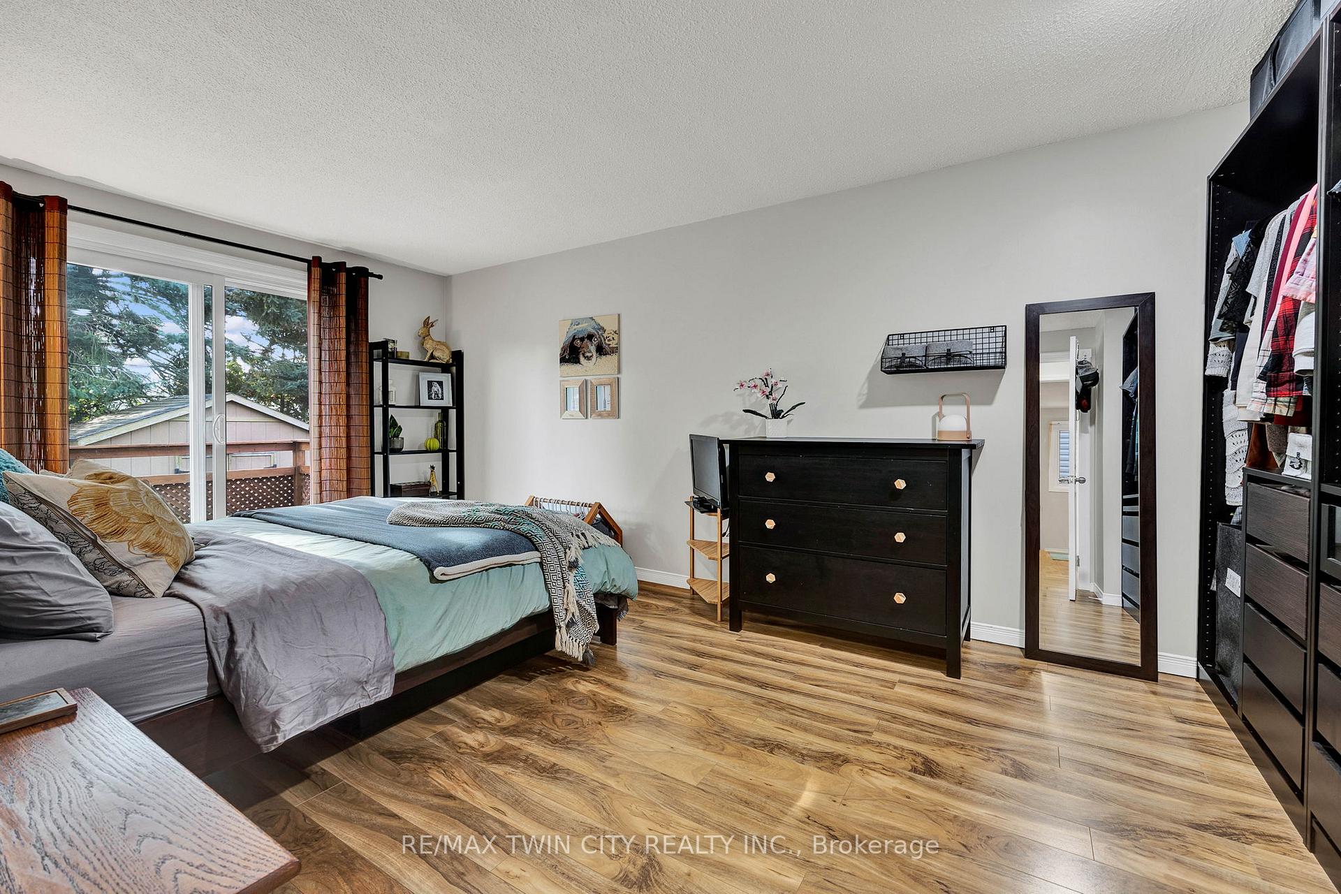 Photo 13 of 79 Keewatin Avenue, Kitchener — HOMEH