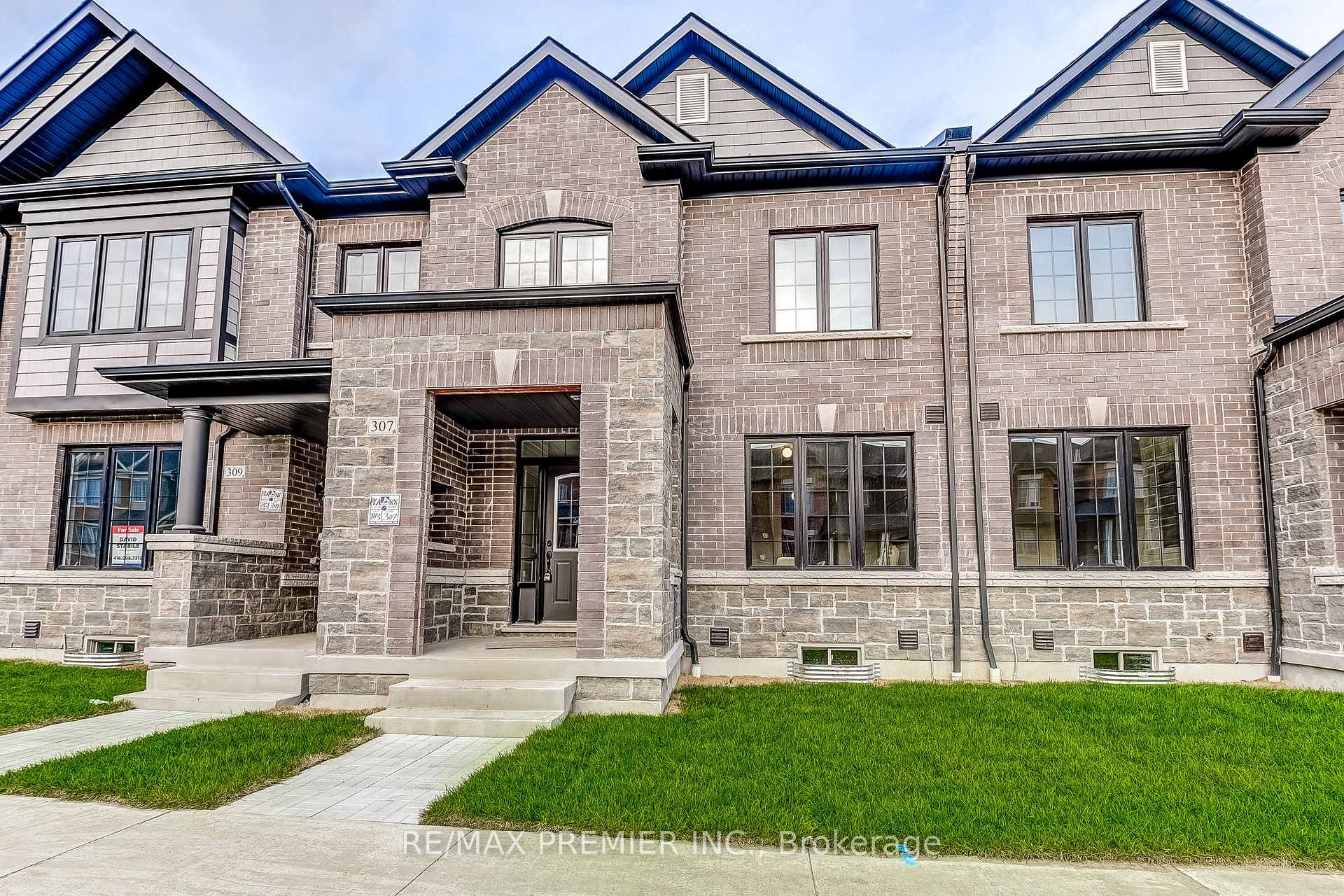 Photo 9 of 307 Coronation Road, Whitby, Rural Whitby — HOMEH