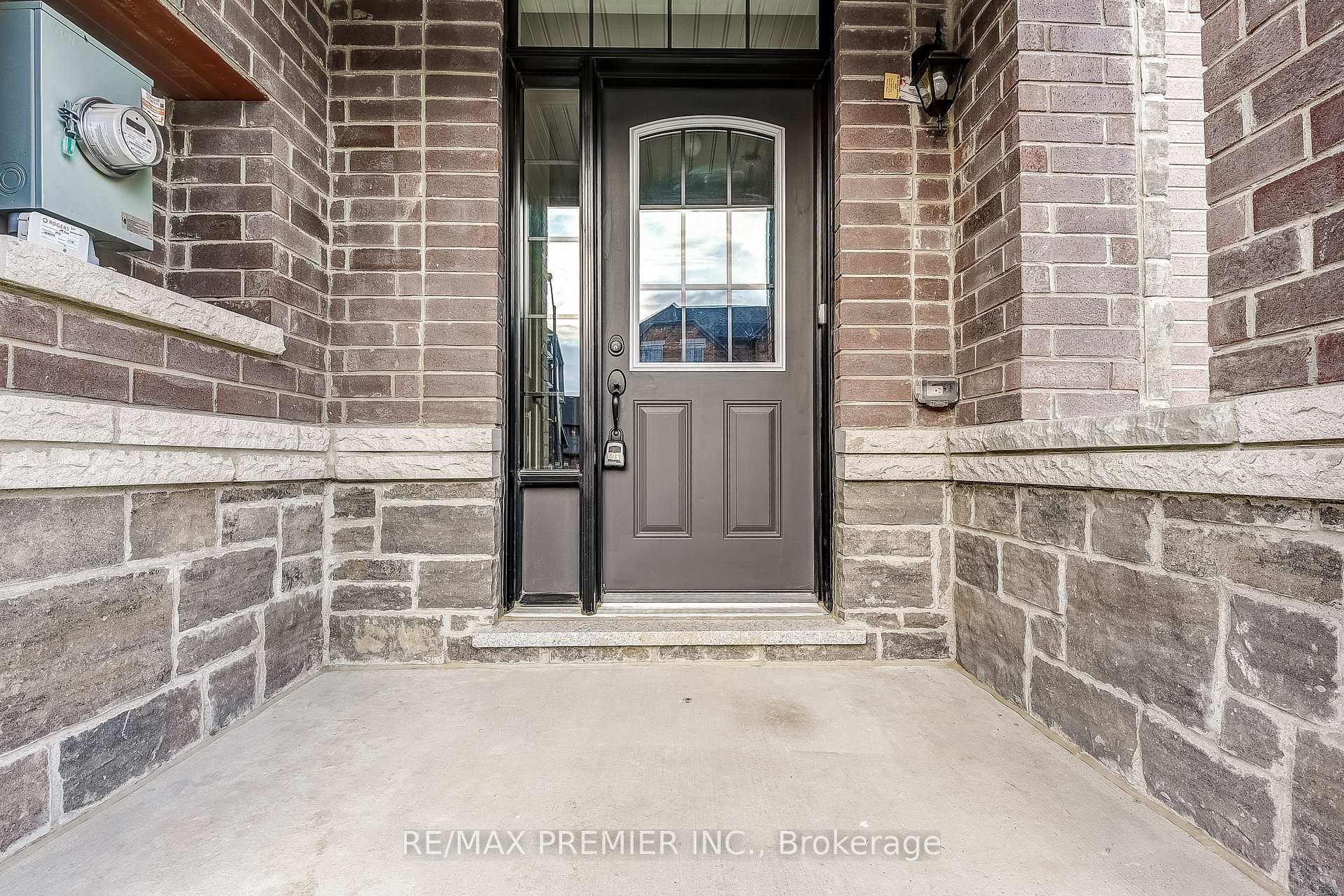 Photo 7 of 307 Coronation Road, Whitby, Rural Whitby — HOMEH