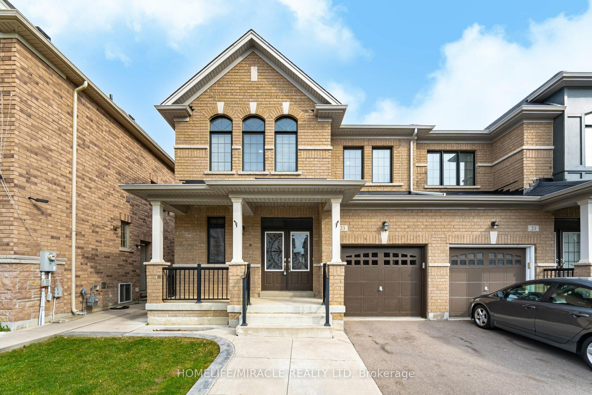 Photo 2 of 23 Fringetree Road, Brampton, Sandringham-Wellington North — HOMEH