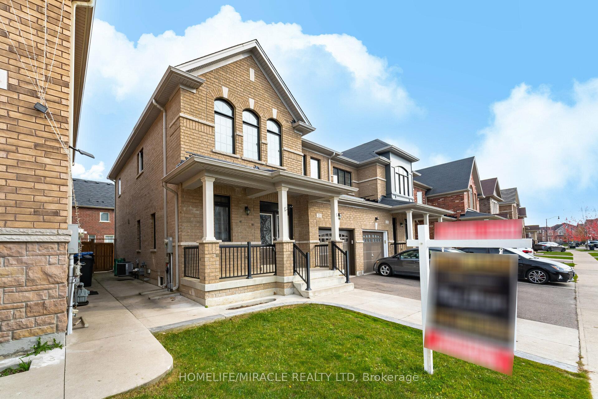 Photo 8 of 23 Fringetree Road, Brampton, Sandringham-Wellington North — HOMEH
