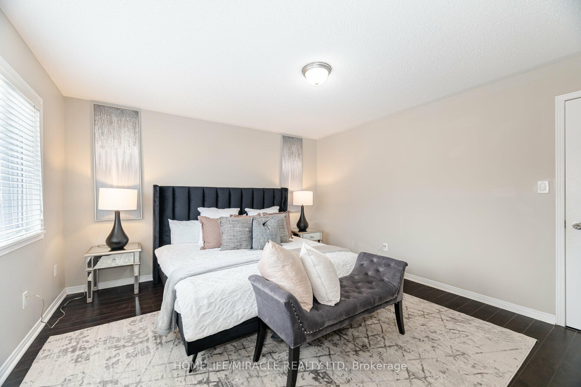 Photo 16 of 23 Fringetree Road, Brampton, Sandringham-Wellington North — HOMEH