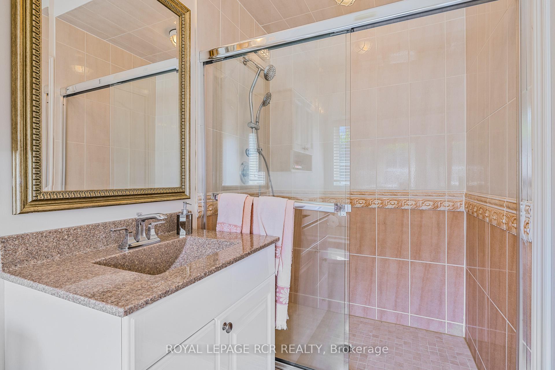 Photo 21 of 20 Rosena Lane, Uxbridge — HOMEH