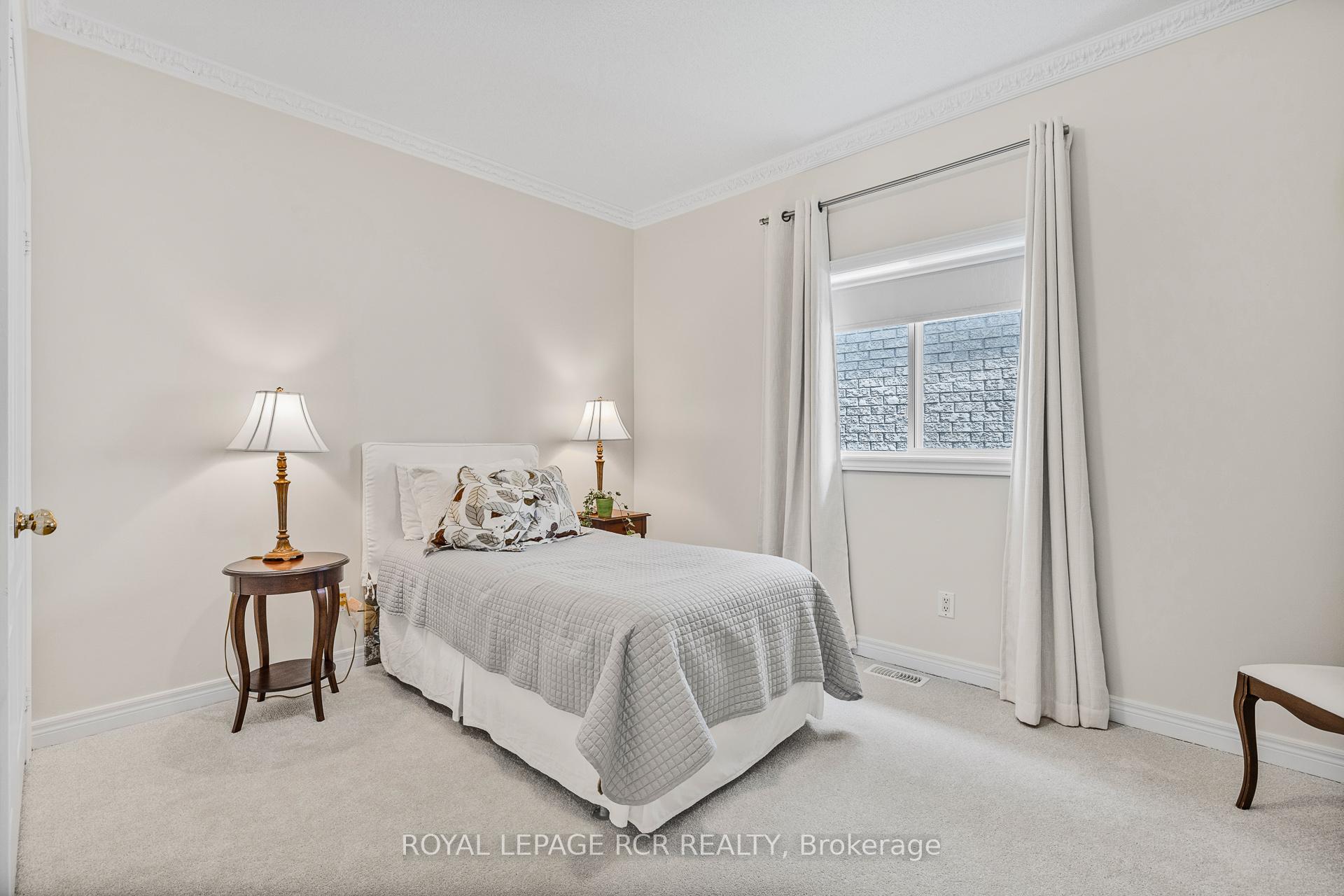 Photo 23 of 20 Rosena Lane, Uxbridge — HOMEH