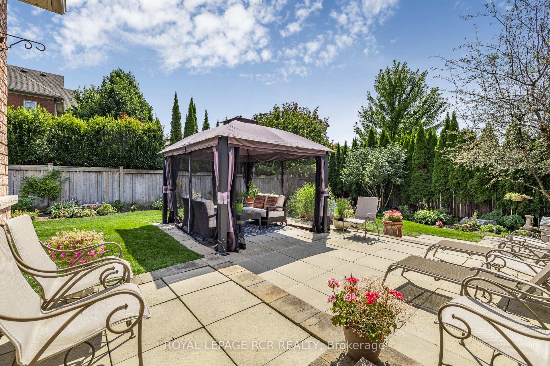 Photo 28 of 20 Rosena Lane, Uxbridge — HOMEH