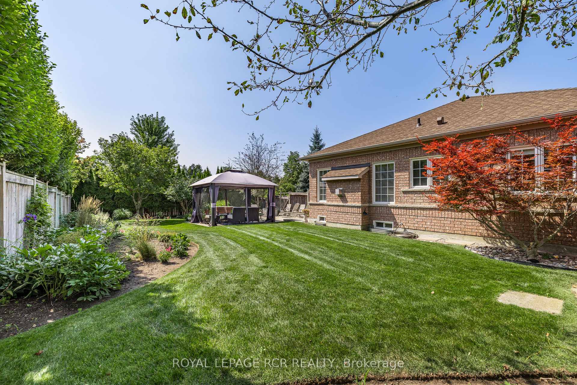 Photo 33 of 20 Rosena Lane, Uxbridge — HOMEH