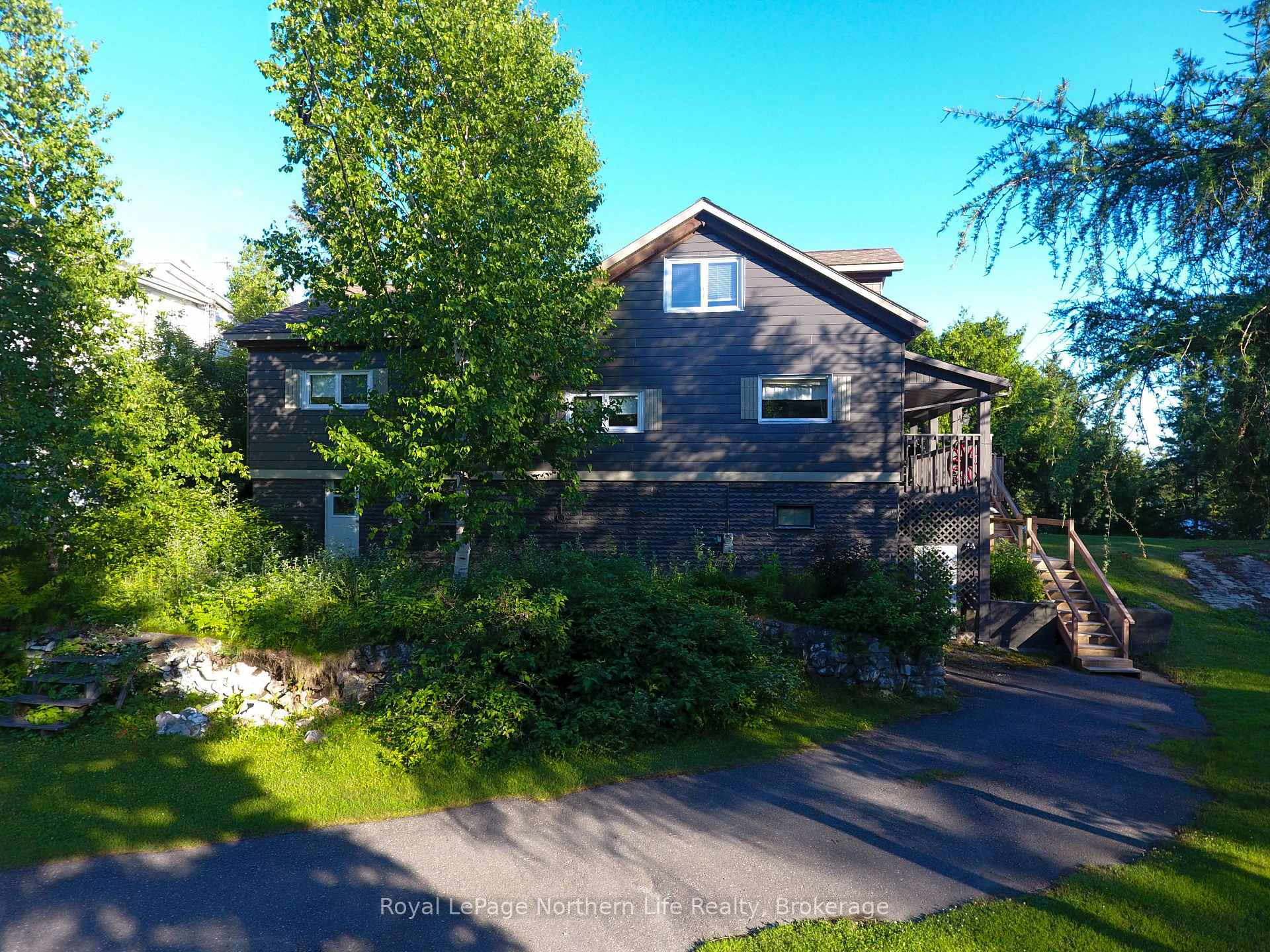 Photo 42 of 51 Lakeshore Drive, Temagami — HOMEH