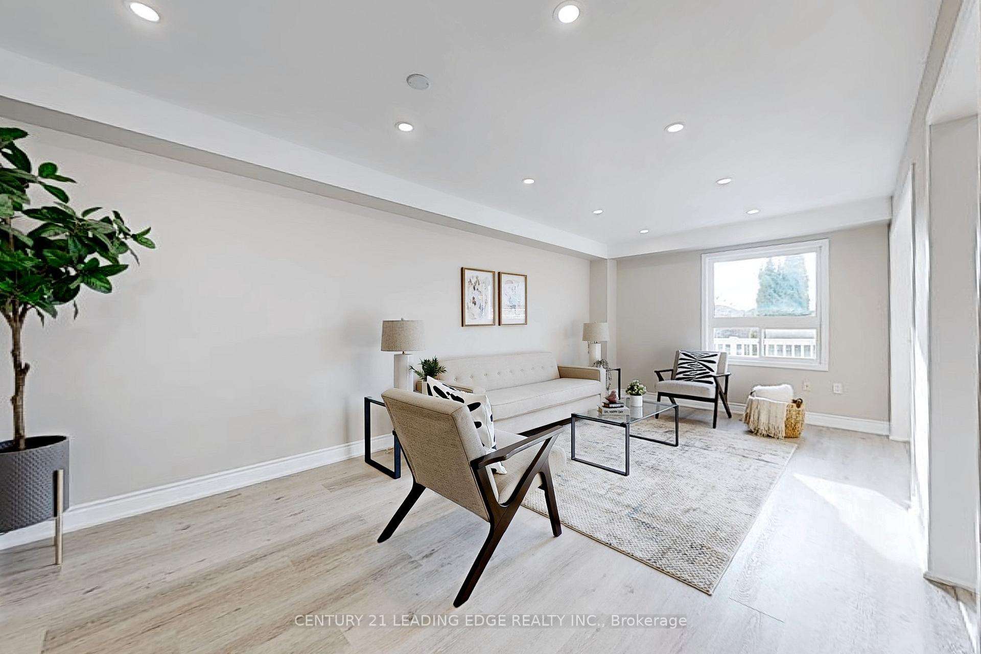 Photo 3 of 120 Brooking Street, Clarington, Bowmanville — HOMEH