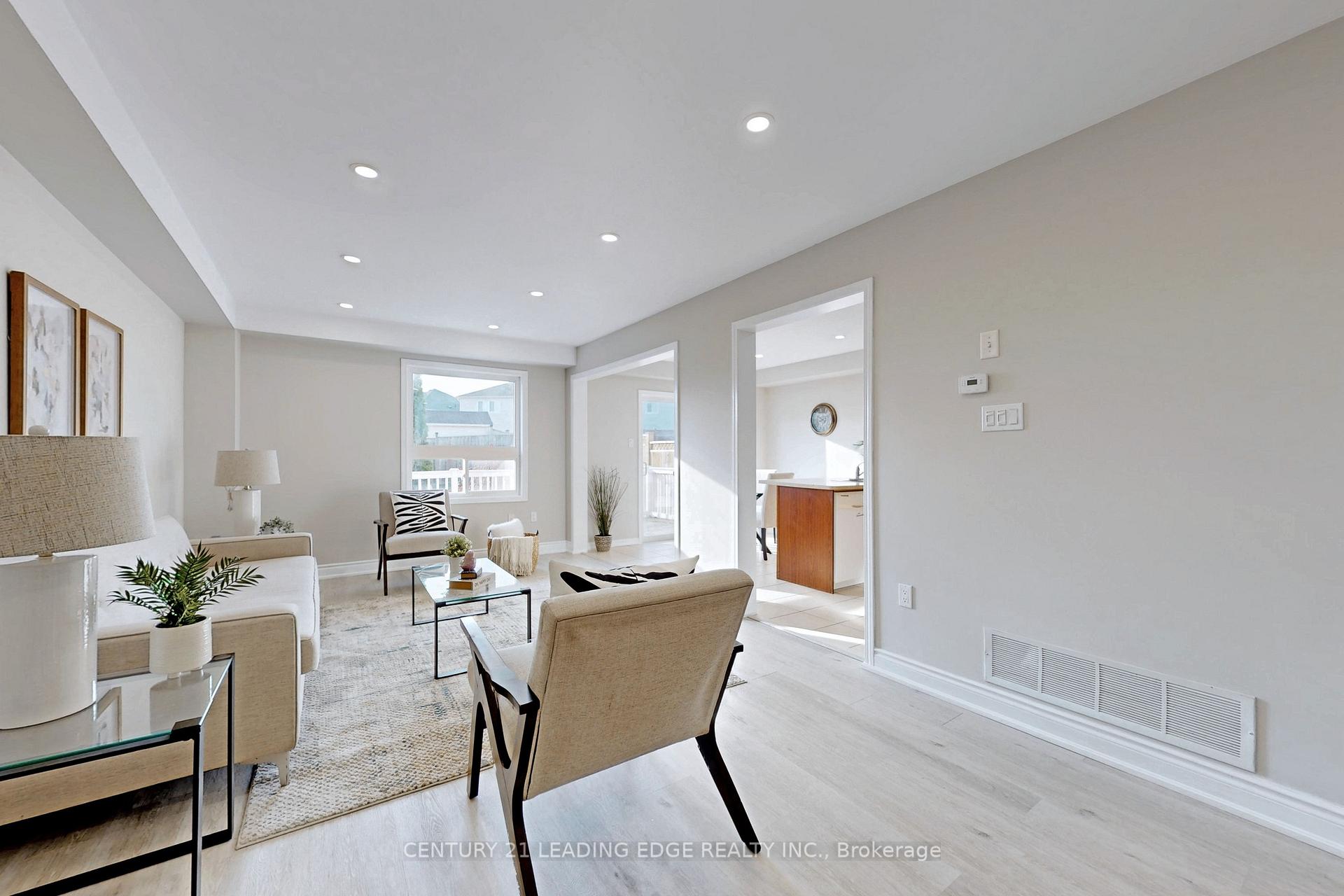 Photo 7 of 120 Brooking Street, Clarington, Bowmanville — HOMEH