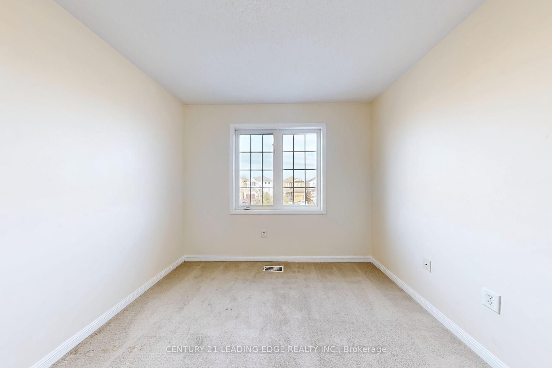 Photo 21 of 120 Brooking Street, Clarington, Bowmanville — HOMEH