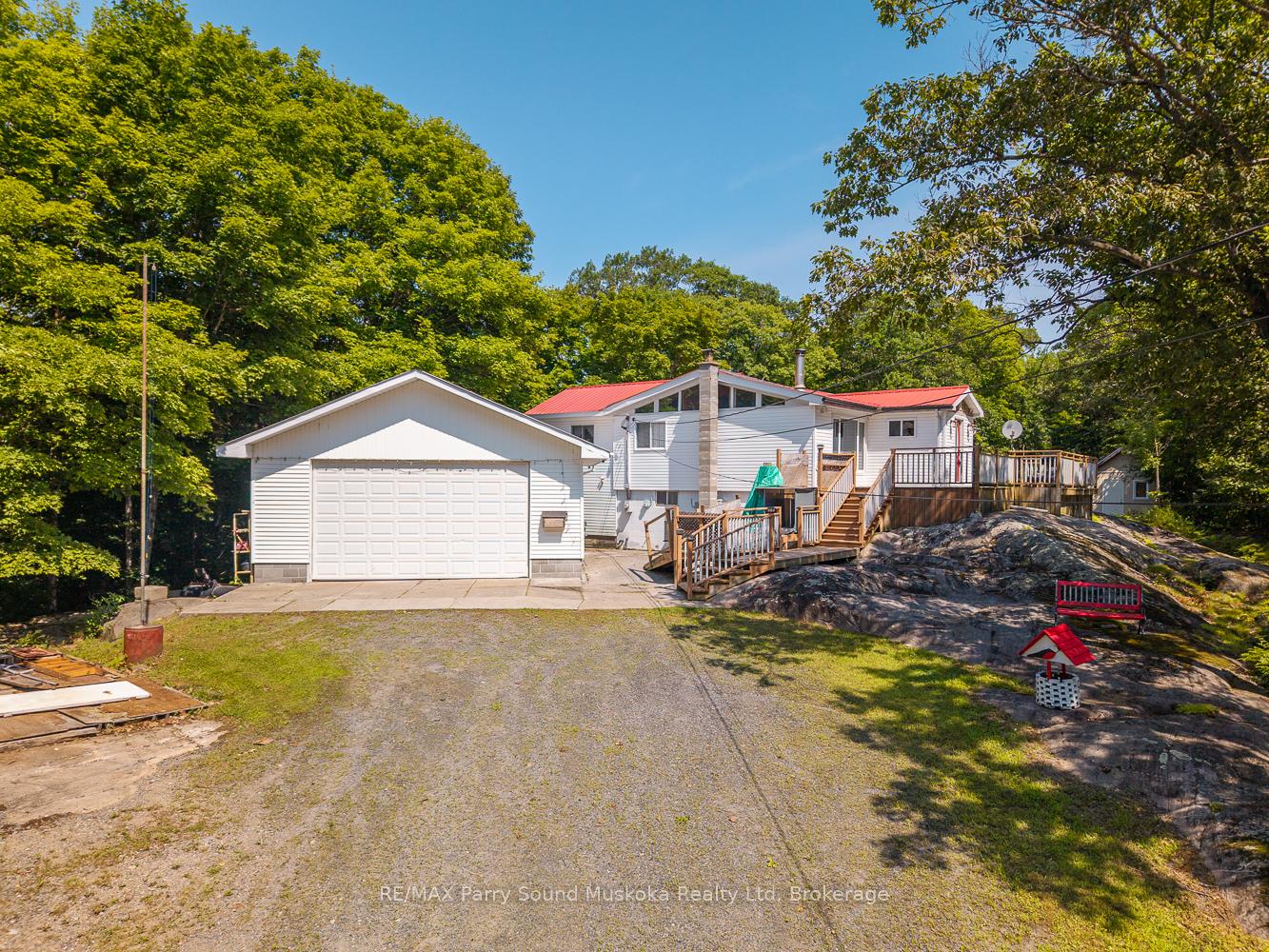 Photo 2 of 124 Pinewood Road, McDougall — HOMEH