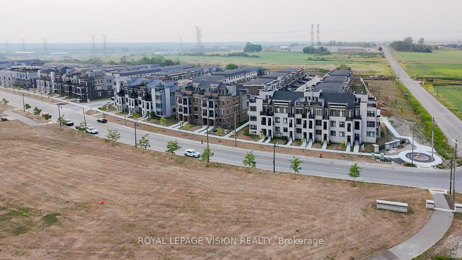 Photo 29 of 74 Caspian Square, Clarington, Bowmanville — HOMEH