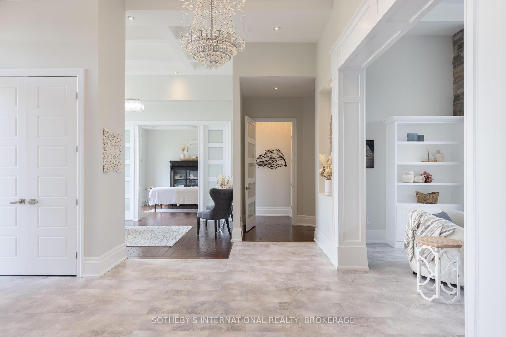 Photo 24 of 51 Tews Lane, Hamilton, Dundas — HOMEH