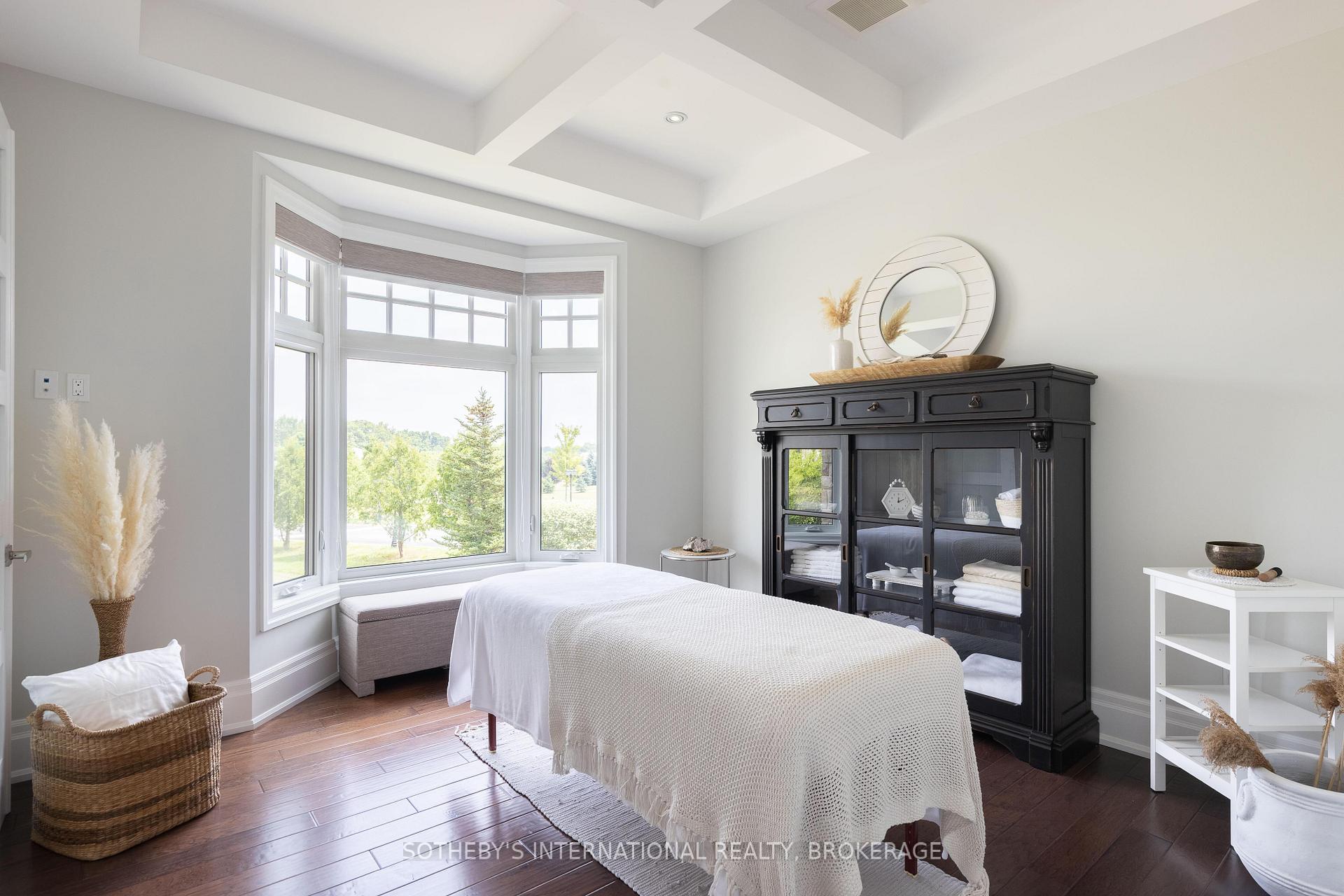 Photo 13 of 51 Tews Lane, Hamilton, Dundas — HOMEH