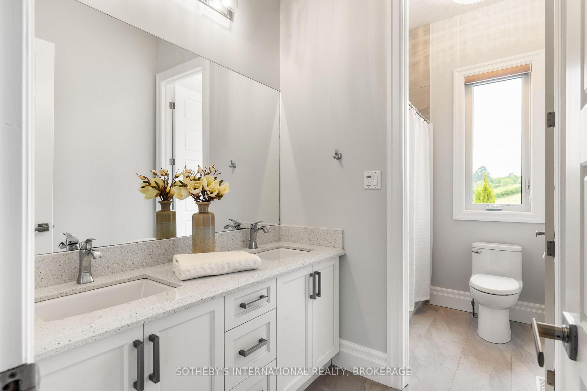 Photo 14 of 51 Tews Lane, Hamilton, Dundas — HOMEH