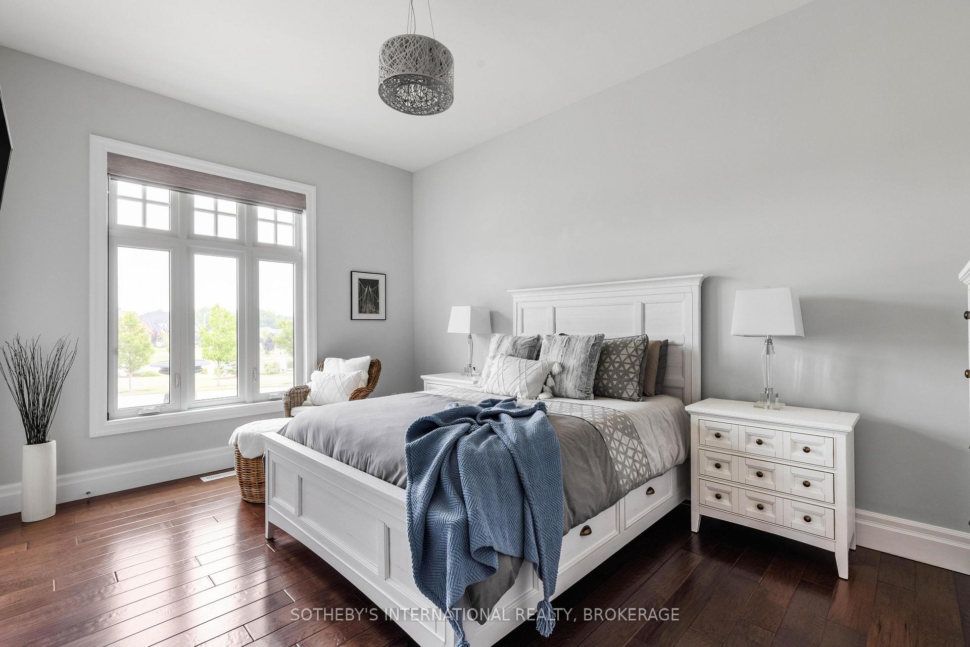 Photo 25 of 51 Tews Lane, Hamilton, Dundas — HOMEH