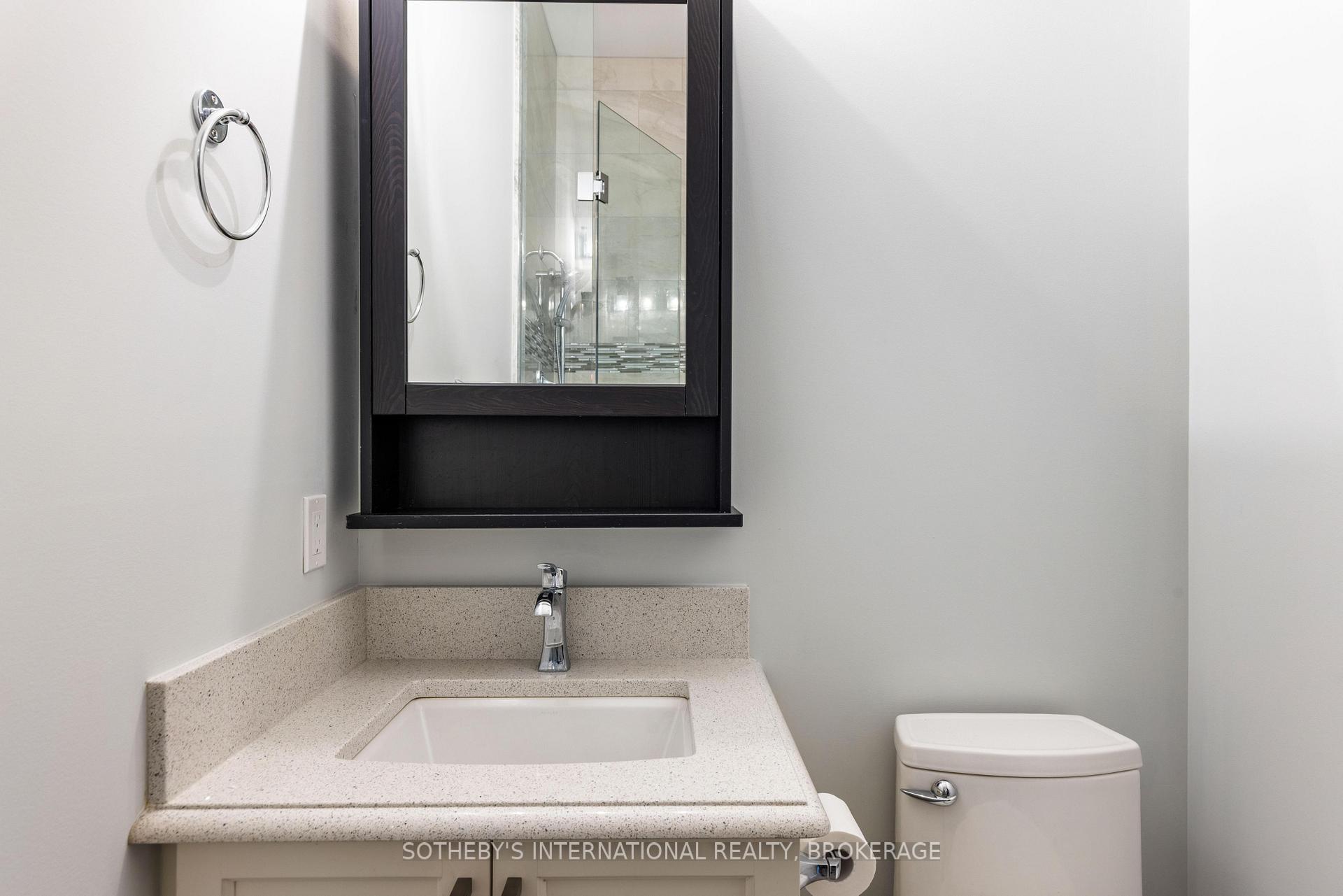 Photo 19 of 51 Tews Lane, Hamilton, Dundas — HOMEH