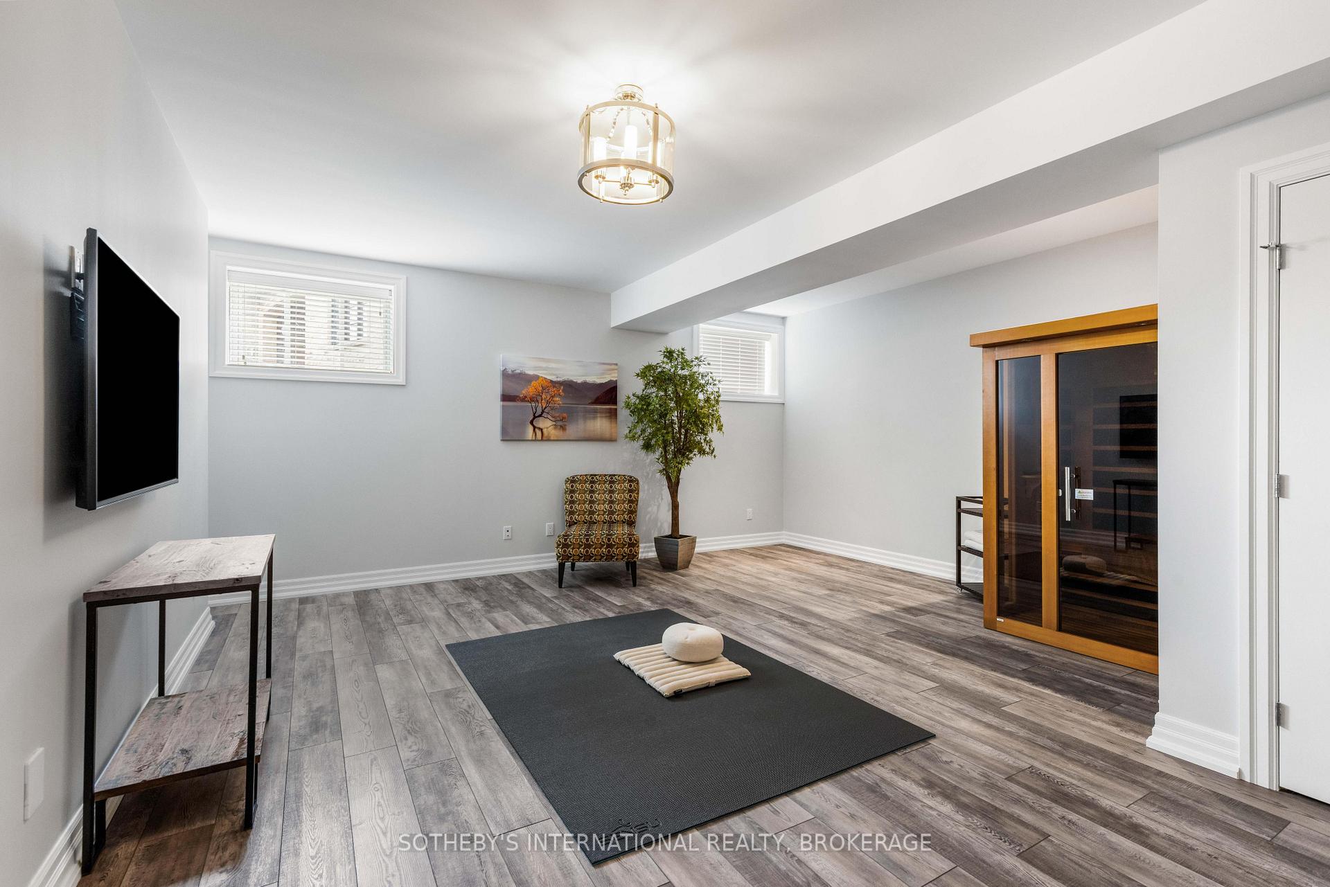 Photo 35 of 51 Tews Lane, Hamilton, Dundas — HOMEH
