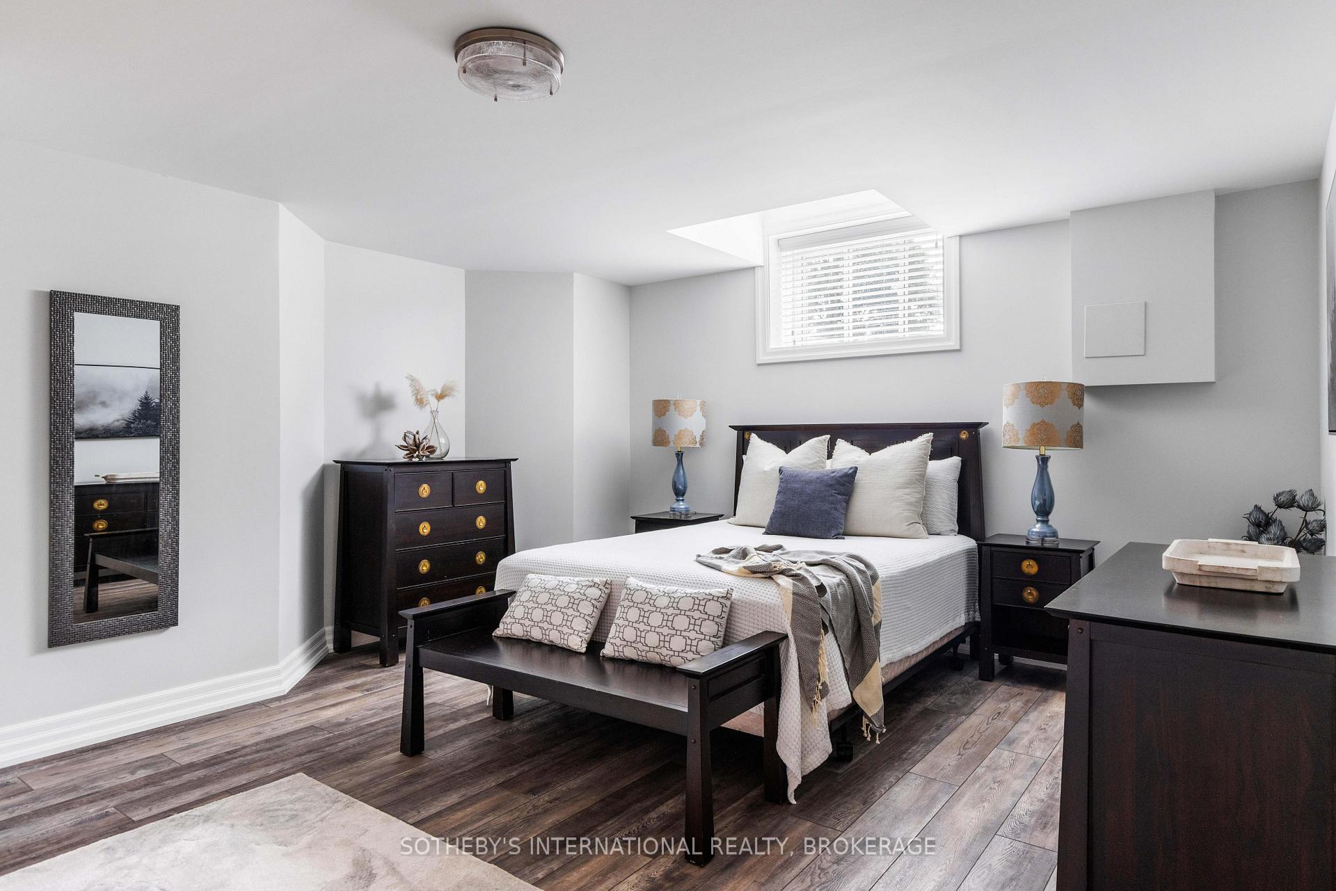 Photo 31 of 51 Tews Lane, Hamilton, Dundas — HOMEH