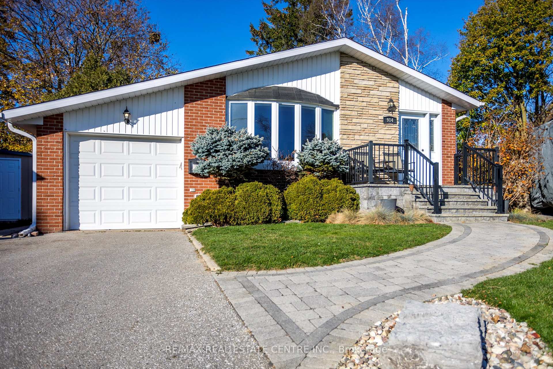 Photo 9 of 914 Ivy Court, Oshawa, Donevan — HOMEH