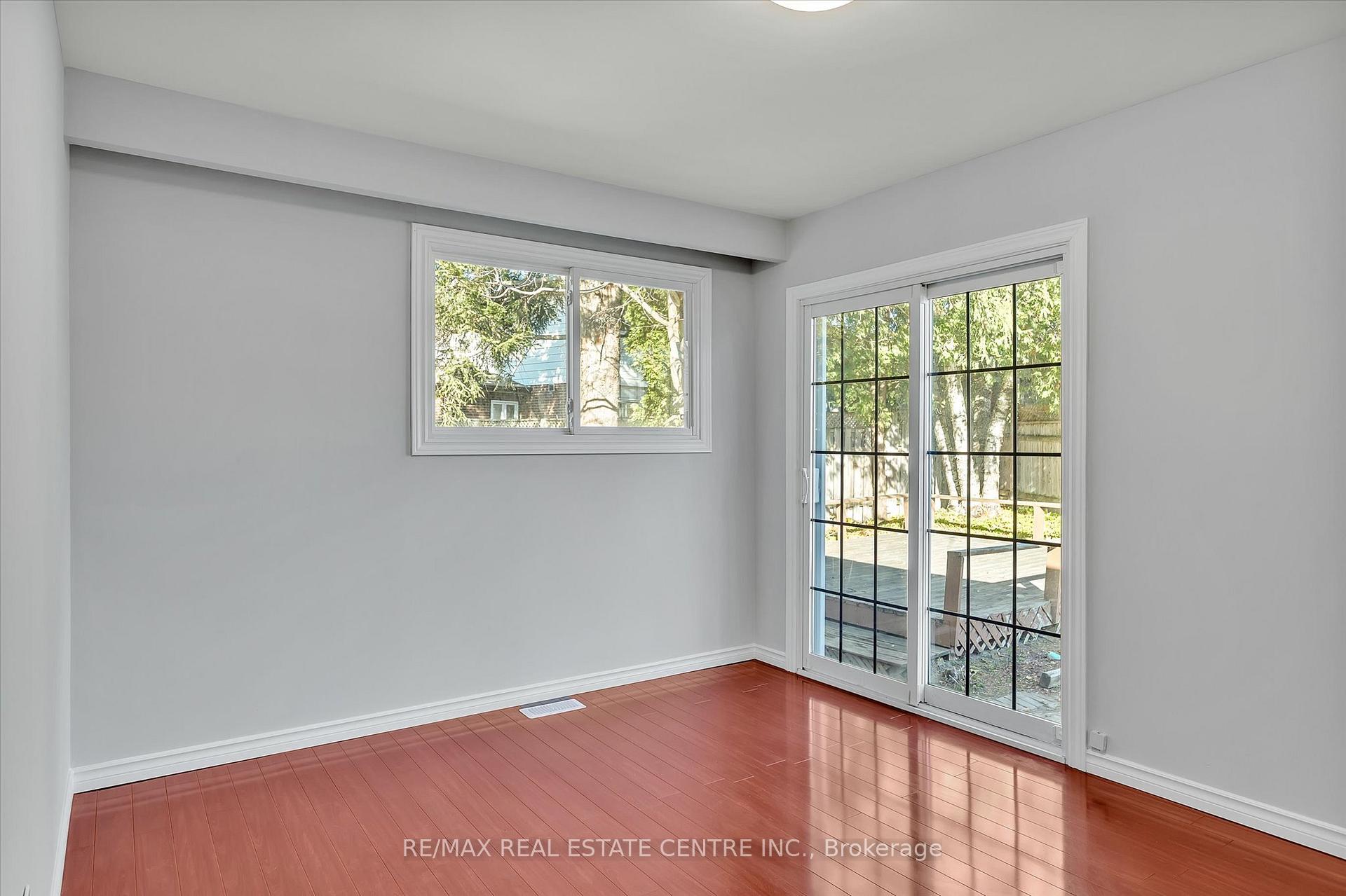 Photo 20 of 914 Ivy Court, Oshawa, Donevan — HOMEH