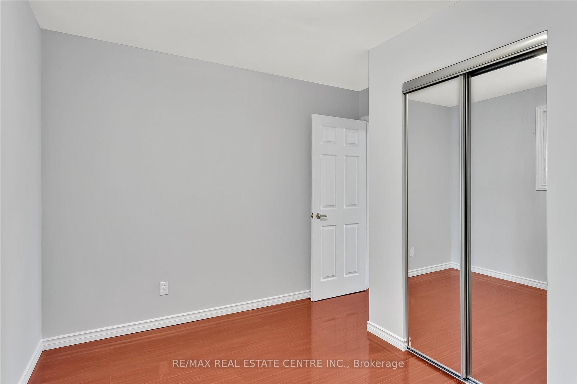Photo 25 of 914 Ivy Court, Oshawa, Donevan — HOMEH