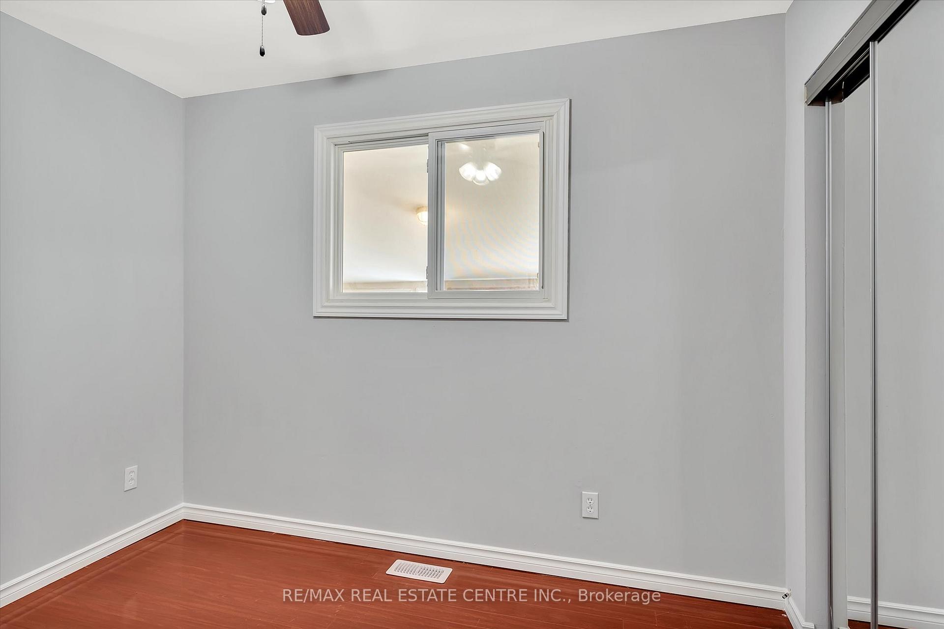 Photo 10 of 914 Ivy Court, Oshawa, Donevan — HOMEH