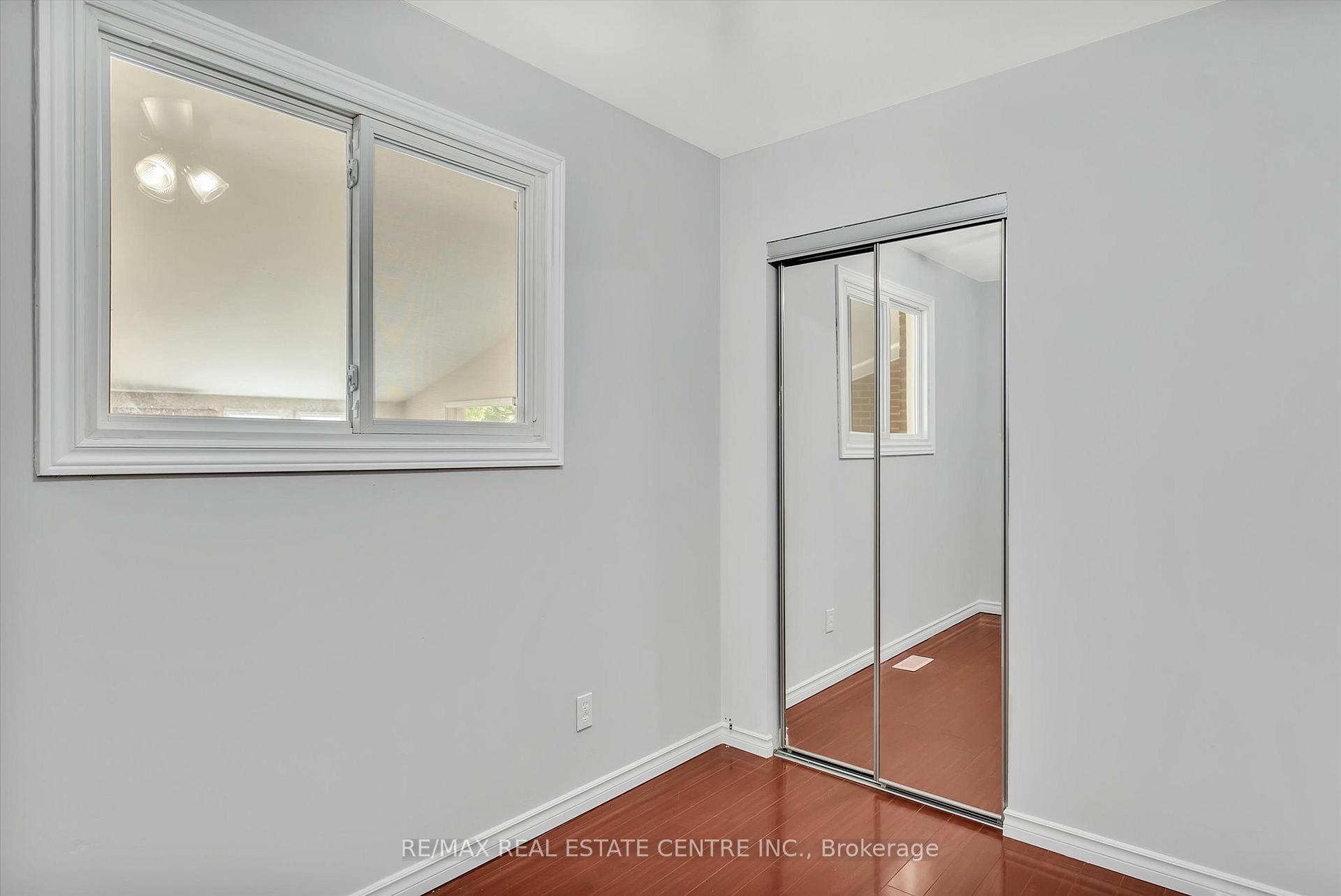 Photo 17 of 914 Ivy Court, Oshawa, Donevan — HOMEH