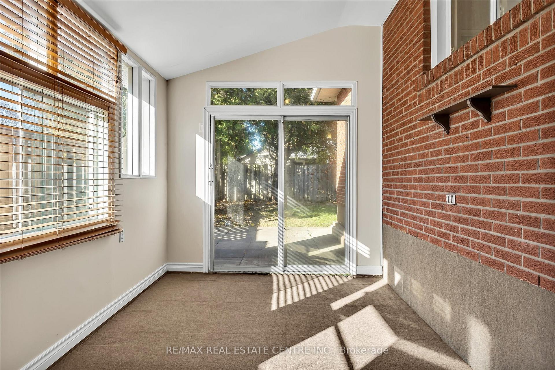 Photo 27 of 914 Ivy Court, Oshawa, Donevan — HOMEH