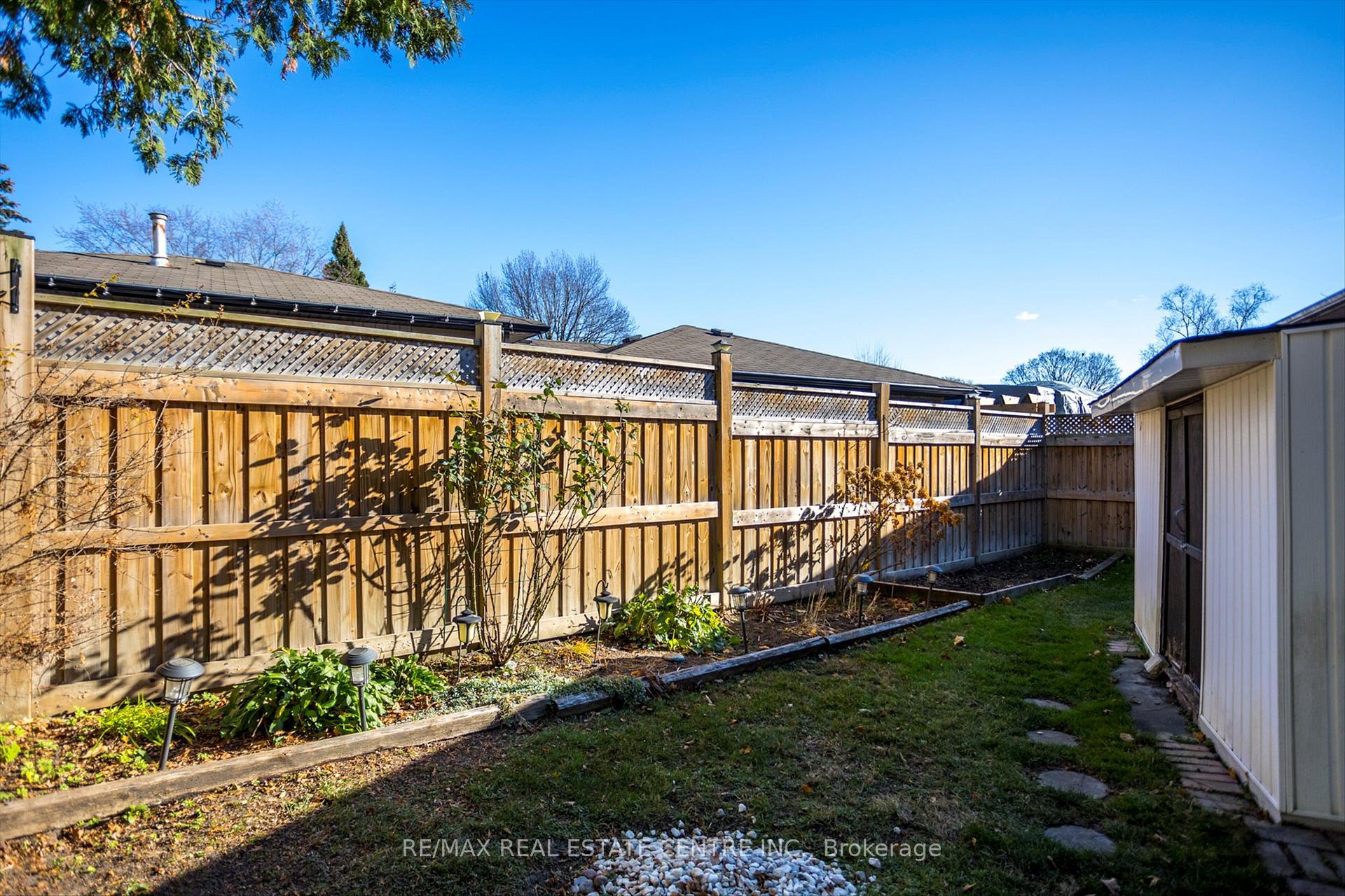 Photo 38 of 914 Ivy Court, Oshawa, Donevan — HOMEH