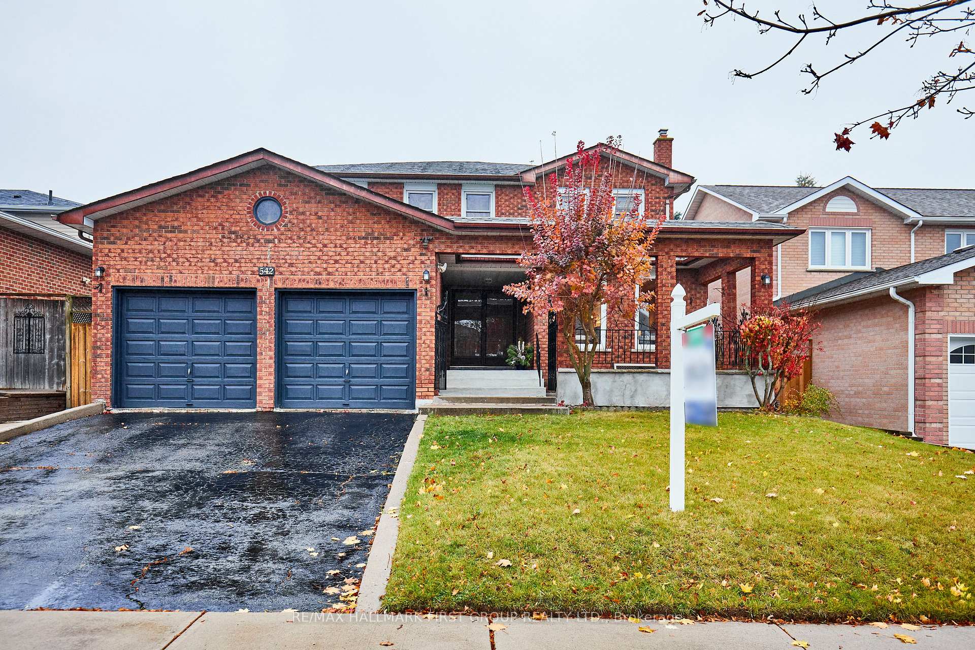 Photo 1 of 542 McLeod Crescent, Pickering, Rosebank — HOMEH