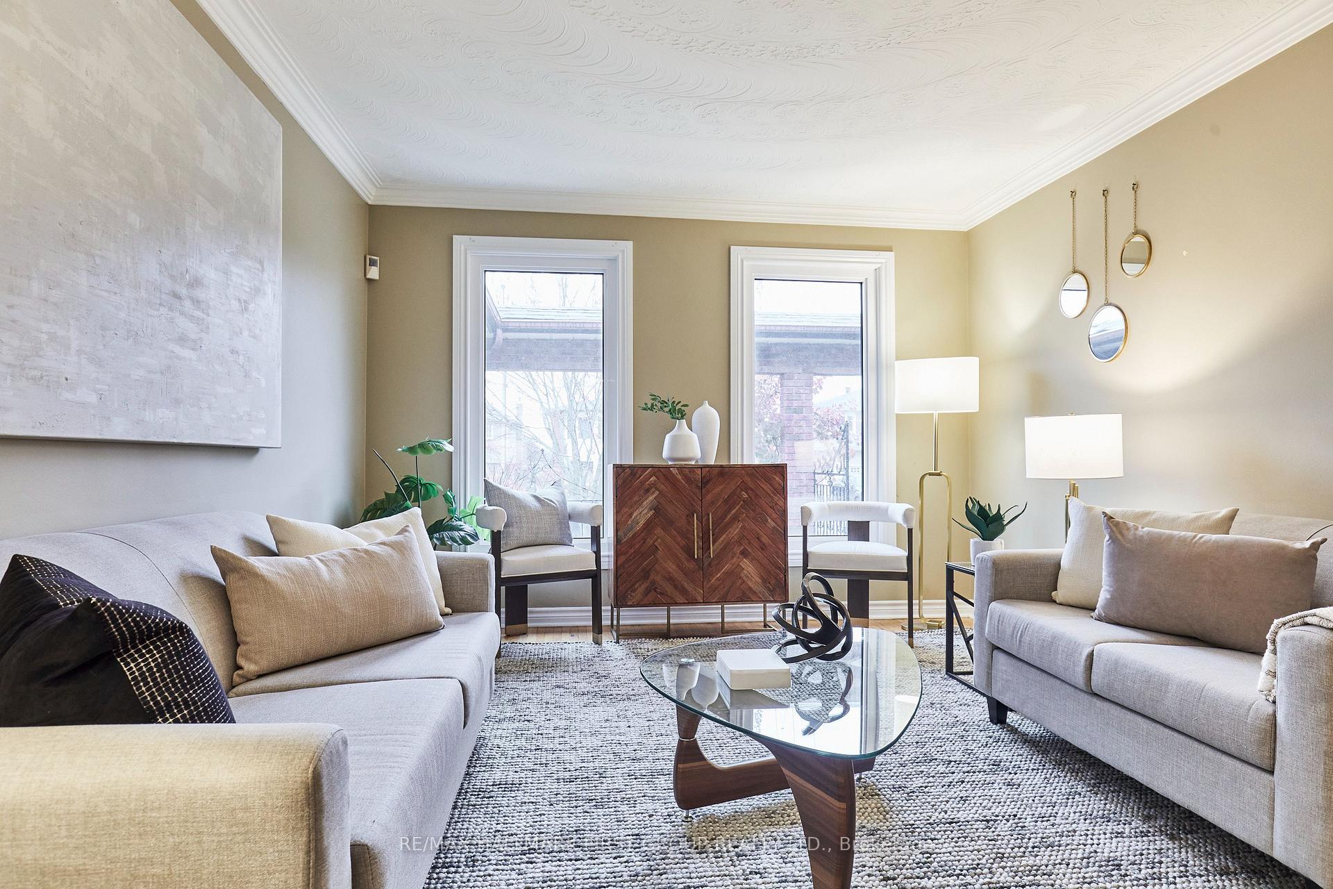 Photo 2 of 542 McLeod Crescent, Pickering, Rosebank — HOMEH