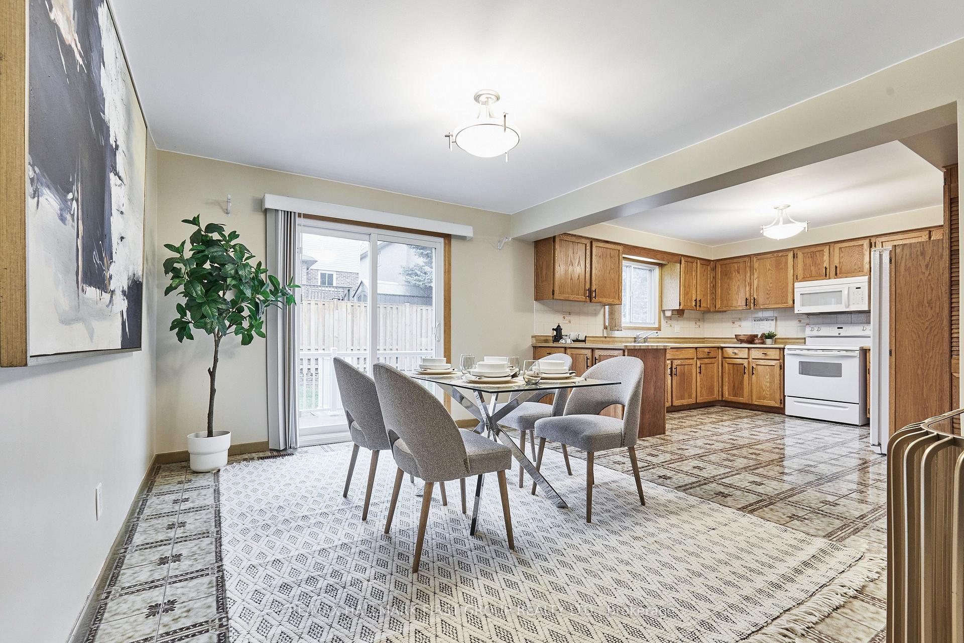 Photo 14 of 542 McLeod Crescent, Pickering, Rosebank — HOMEH