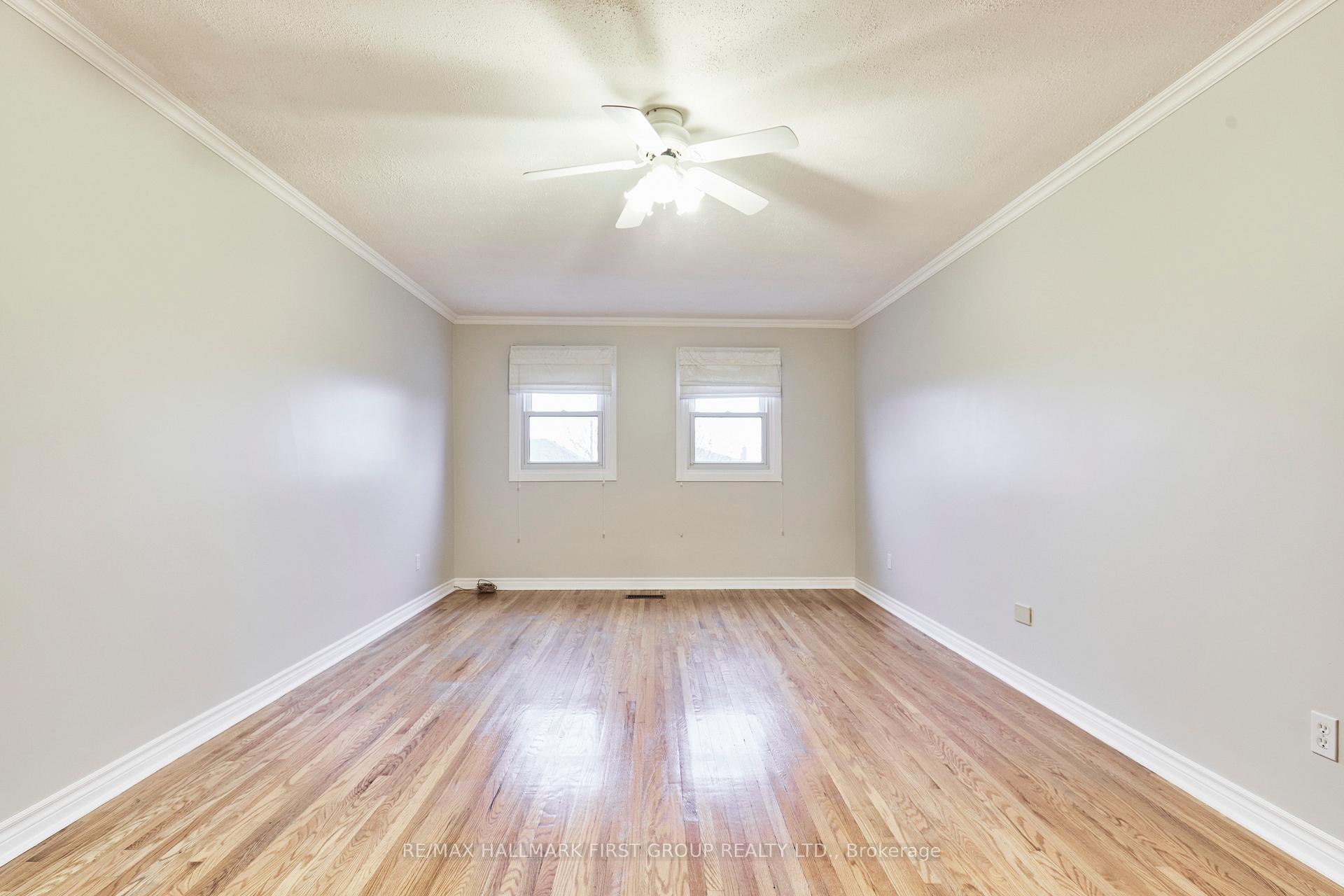 Photo 11 of 542 McLeod Crescent, Pickering, Rosebank — HOMEH