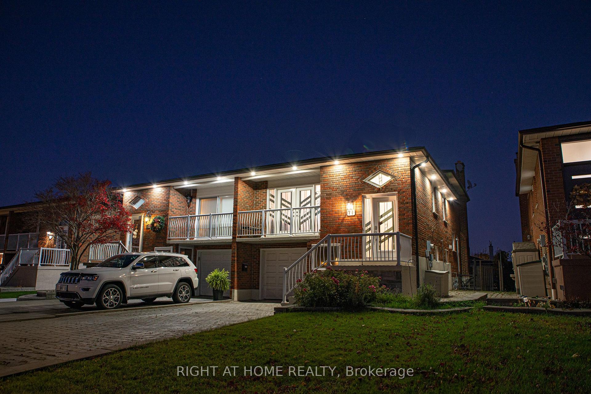 Photo 1 of 71 Agincourt Road, Vaughan, West Woodbridge — HOMEH