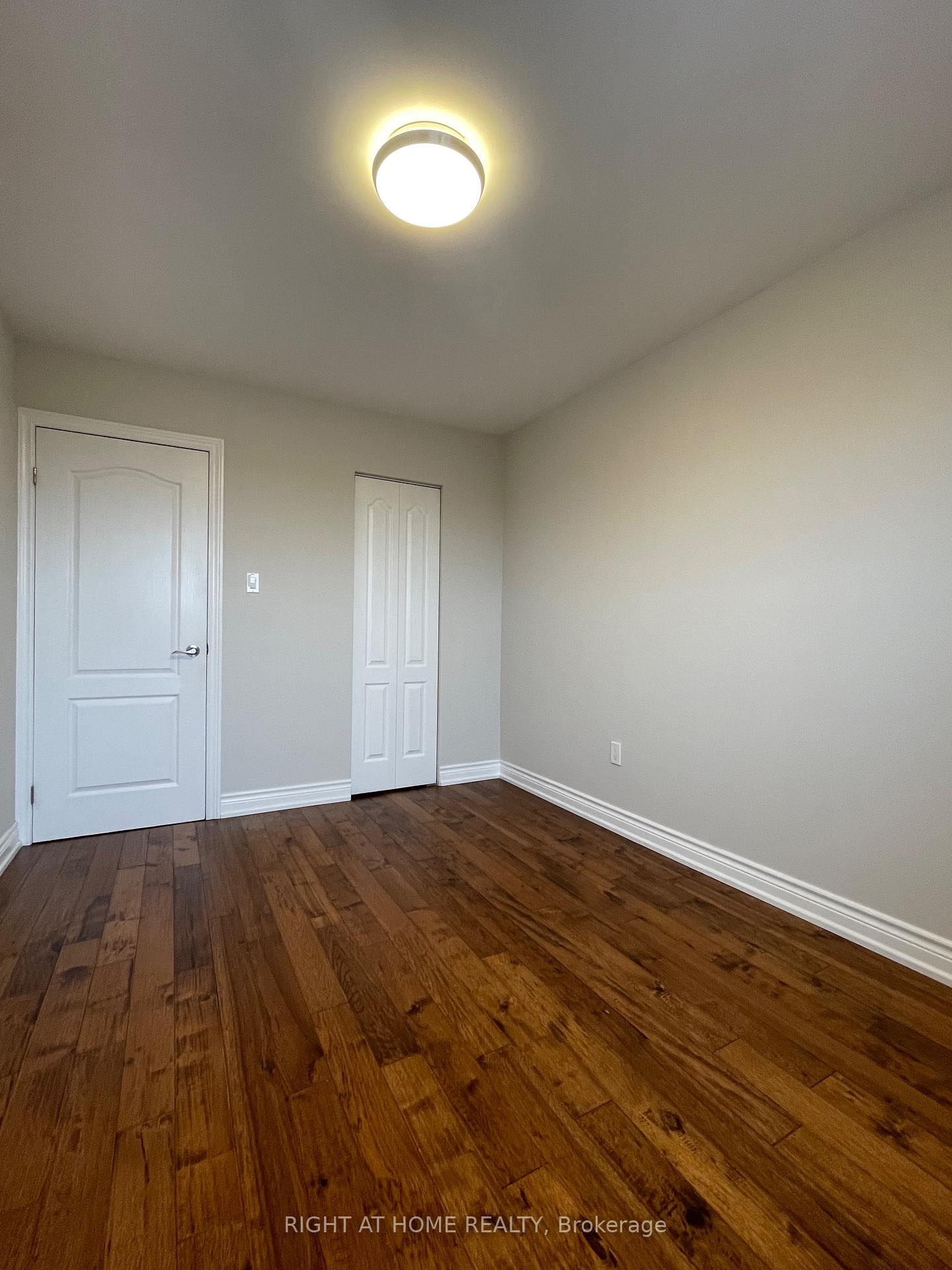 Photo 8 of 71 Agincourt Road, Vaughan, West Woodbridge — HOMEH