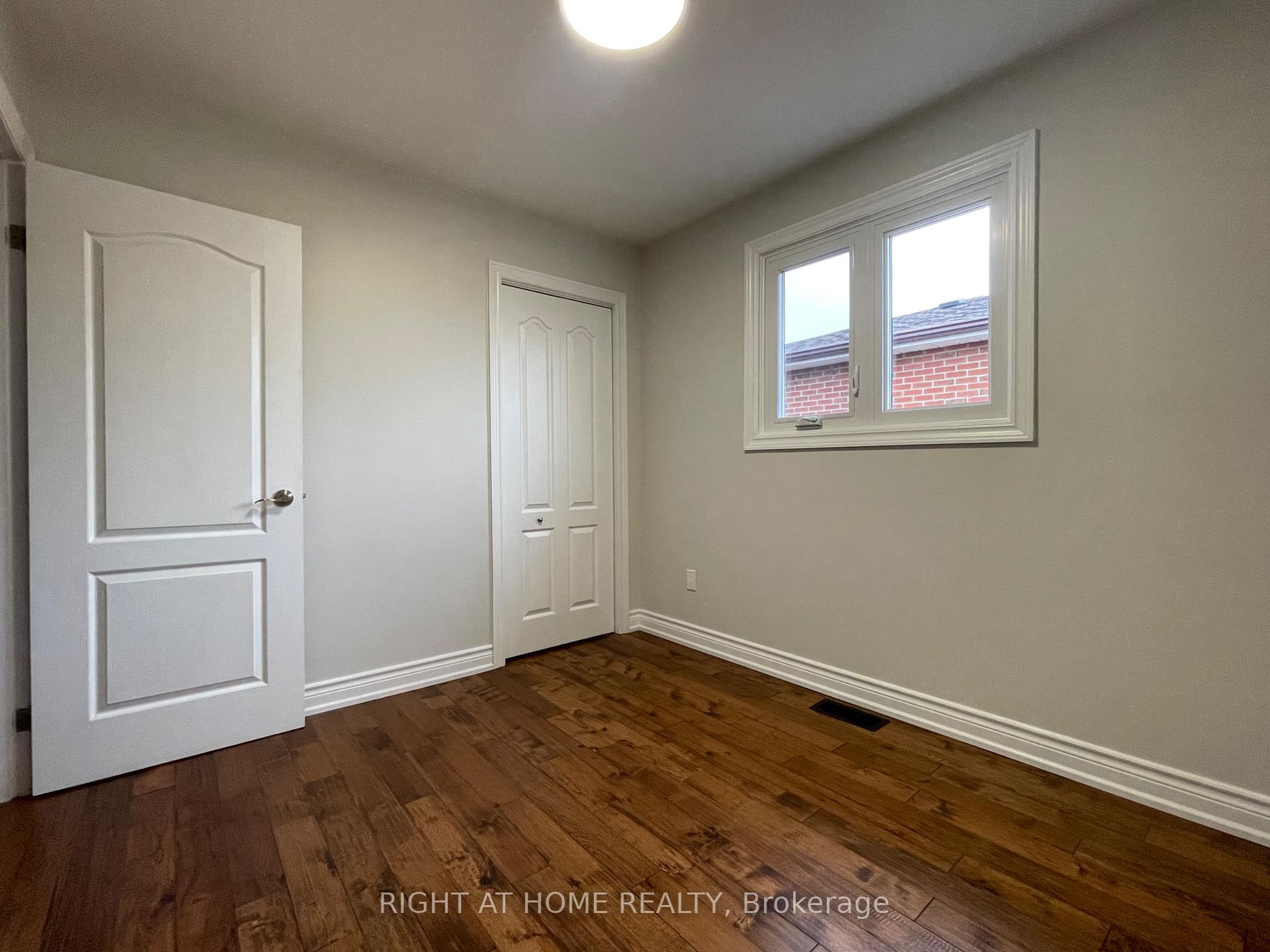 Photo 10 of 71 Agincourt Road, Vaughan, West Woodbridge — HOMEH