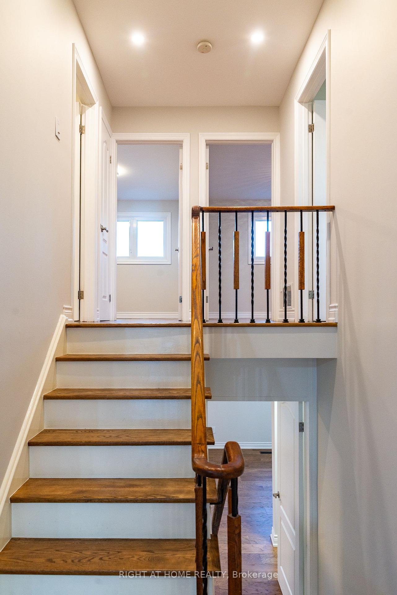 Photo 18 of 71 Agincourt Road, Vaughan, West Woodbridge — HOMEH