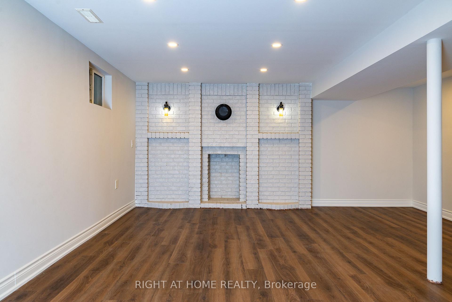 Photo 25 of 71 Agincourt Road, Vaughan, West Woodbridge — HOMEH