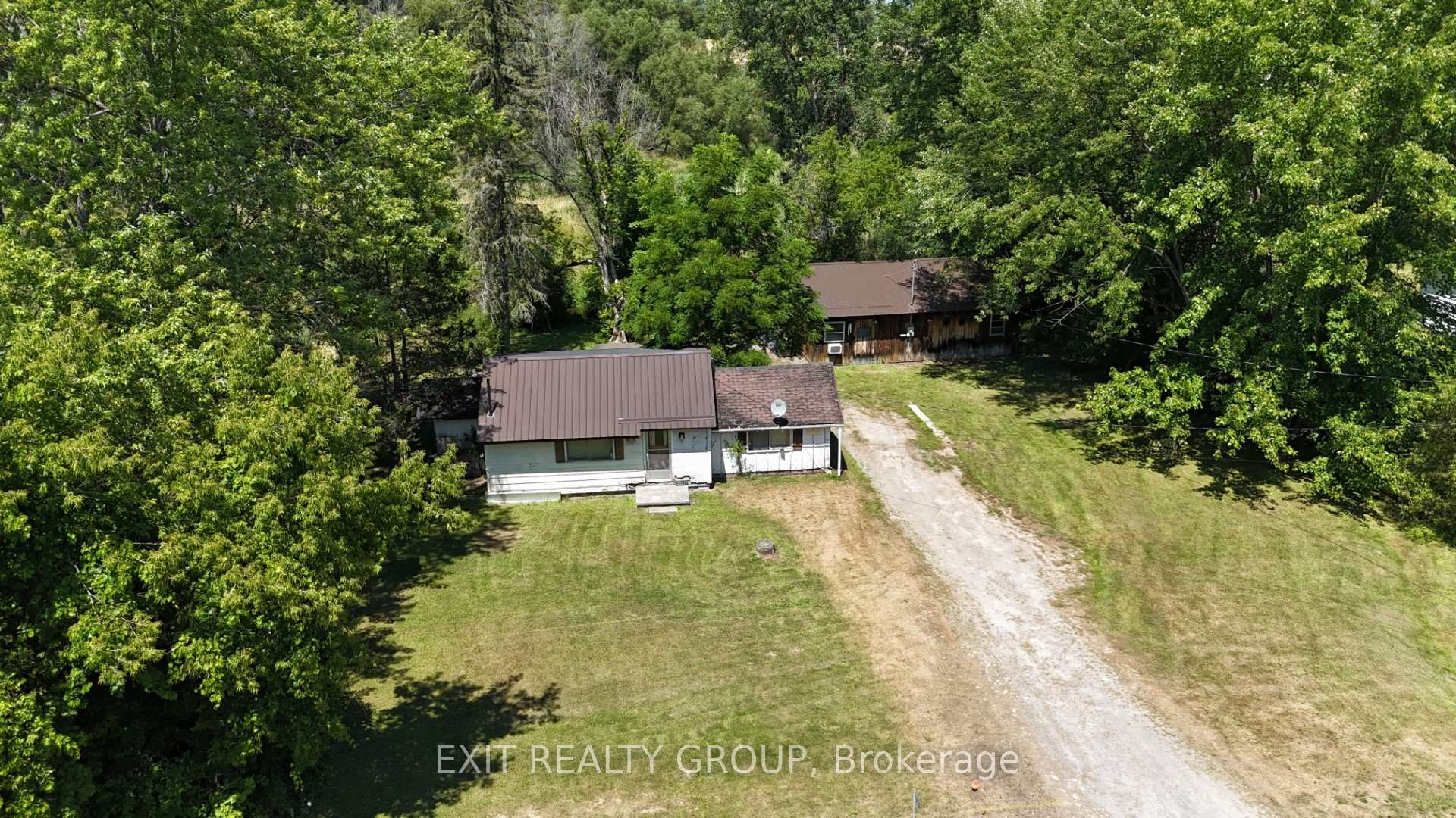 Photo 3 of 1238 Frankford Road, Quinte West, Sidney Ward — HOMEH