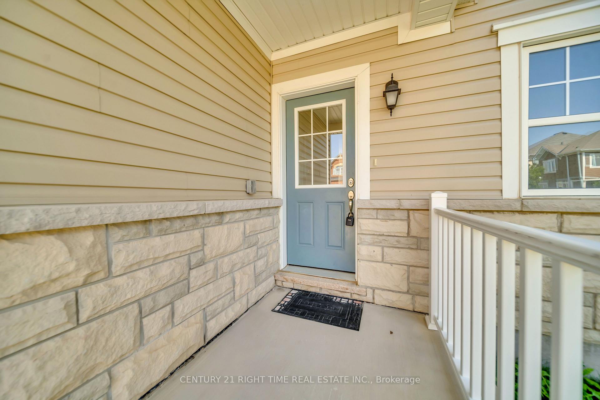 Photo 3 of 265 Pineglen Crescent, Kitchener — HOMEH