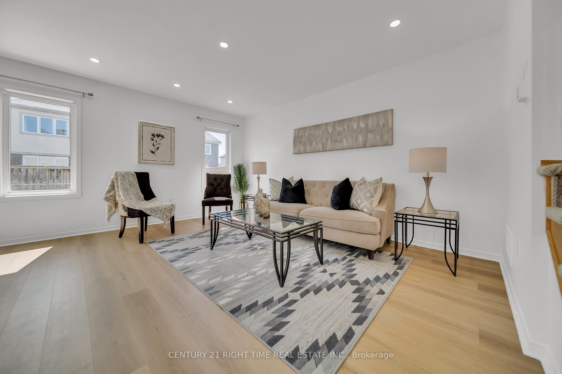 Photo 9 of 265 Pineglen Crescent, Kitchener — HOMEH