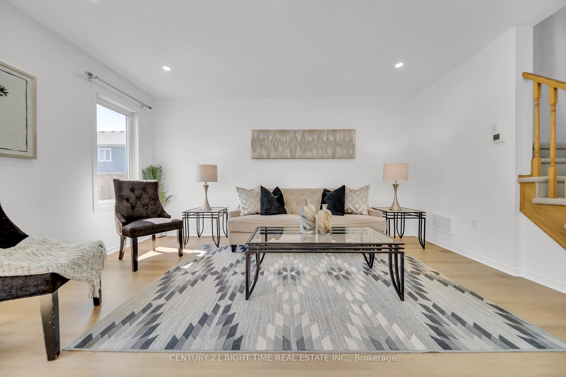 Photo 6 of 265 Pineglen Crescent, Kitchener — HOMEH