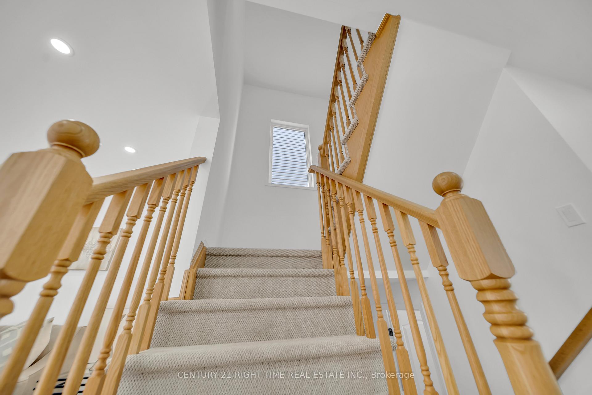 Photo 11 of 265 Pineglen Crescent, Kitchener — HOMEH